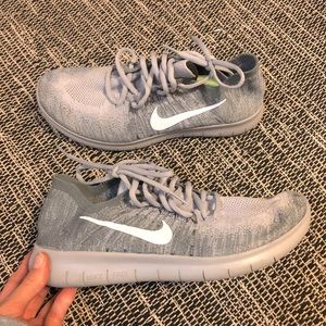 Nike free run flyknit
